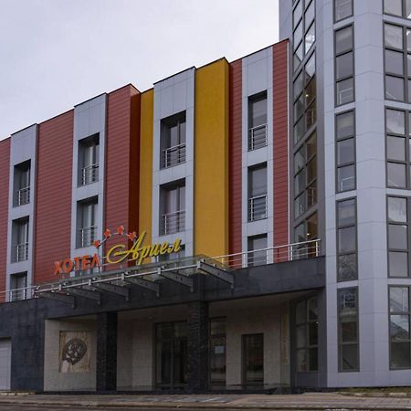 Хотел Ариел / Hotel Ariel Mezdra Exterior foto